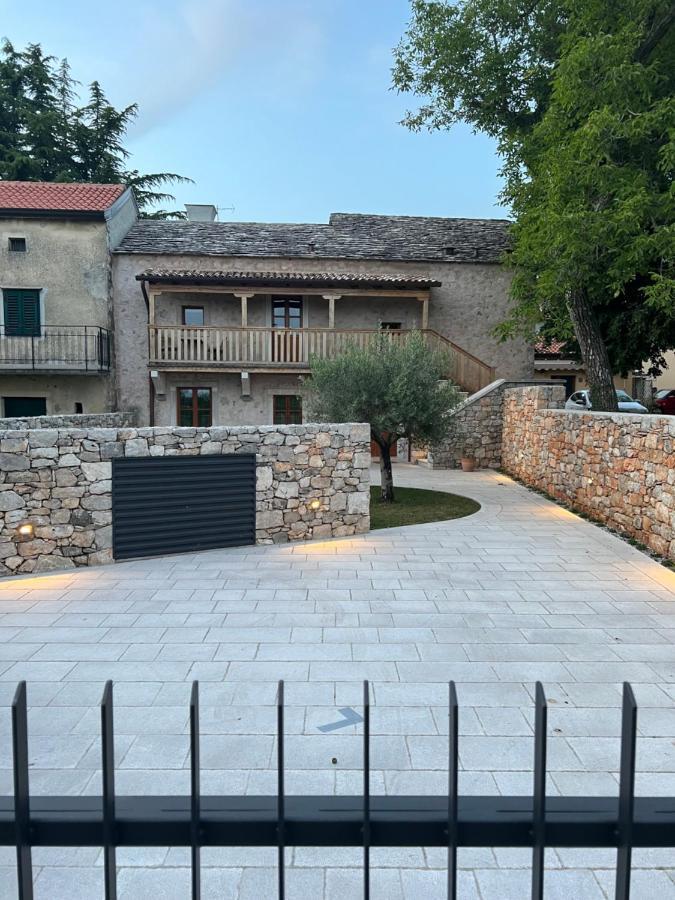 Appartamenti Minerva San Pelagio Luaran gambar