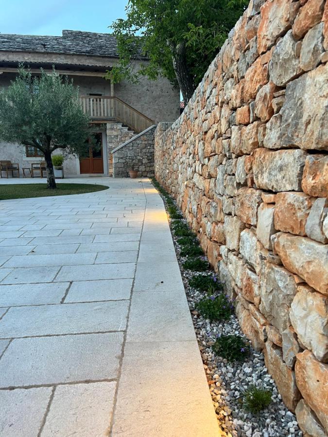 Appartamenti Minerva San Pelagio Luaran gambar